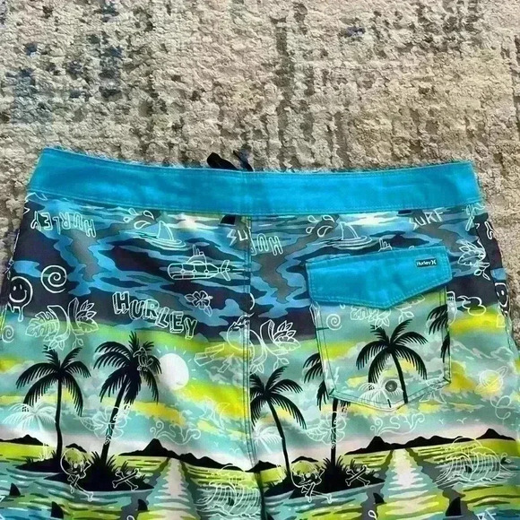 Big Kid Swim  Trunks Hurley Size 20 - Picture 7 of 10